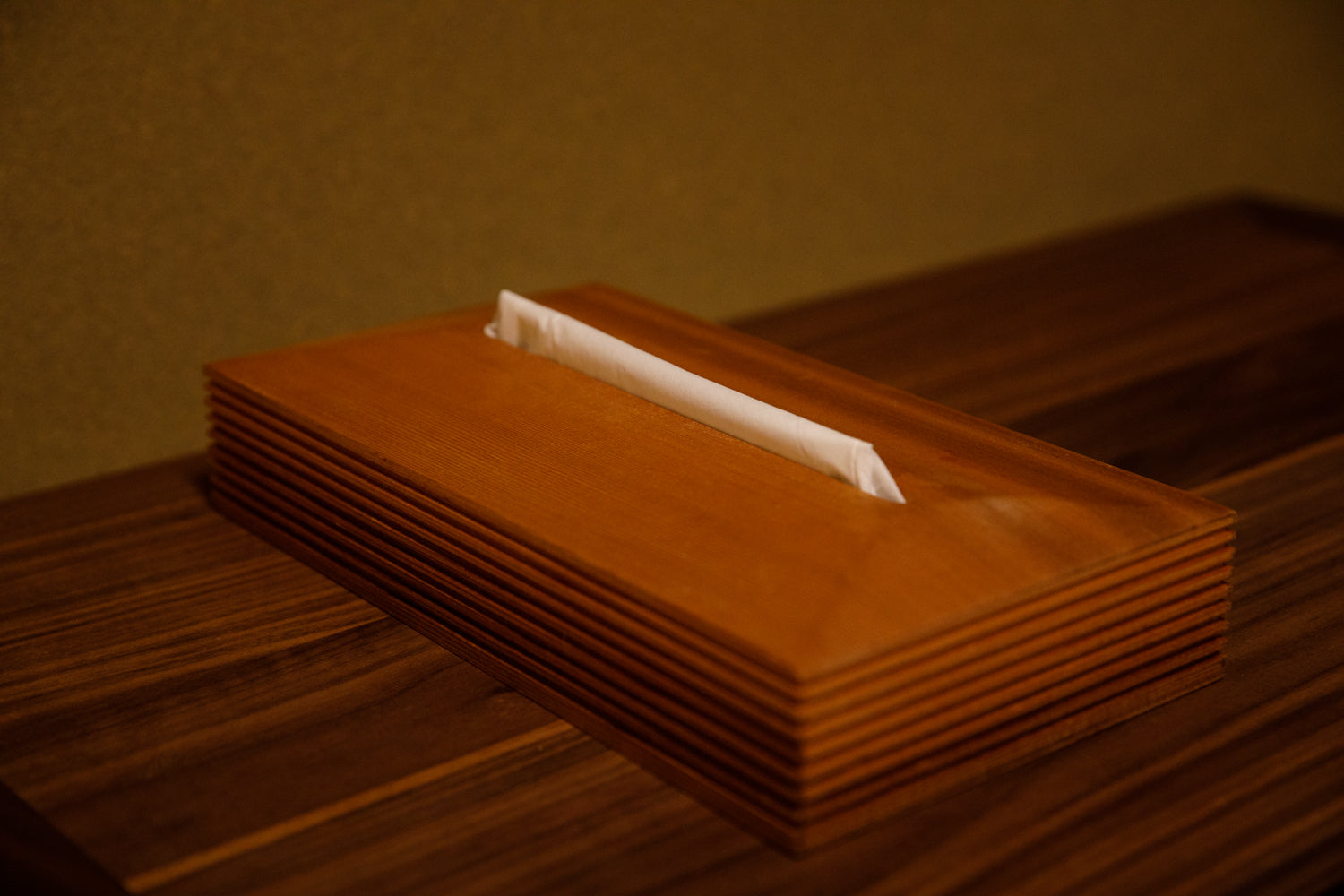 天然木のティッシュペーパーボックスカバー THIN