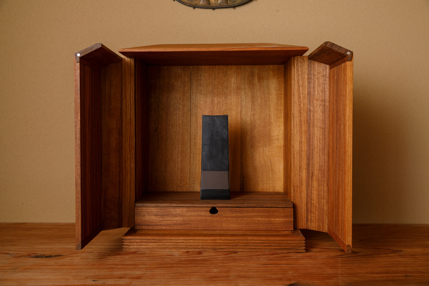 Beautiful Zushi/Butsudan